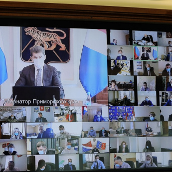 Губернатор Приморского края Олег Кожемяко поручил главам муниципалитетов усилить работу административных комиссий в период майских выходных