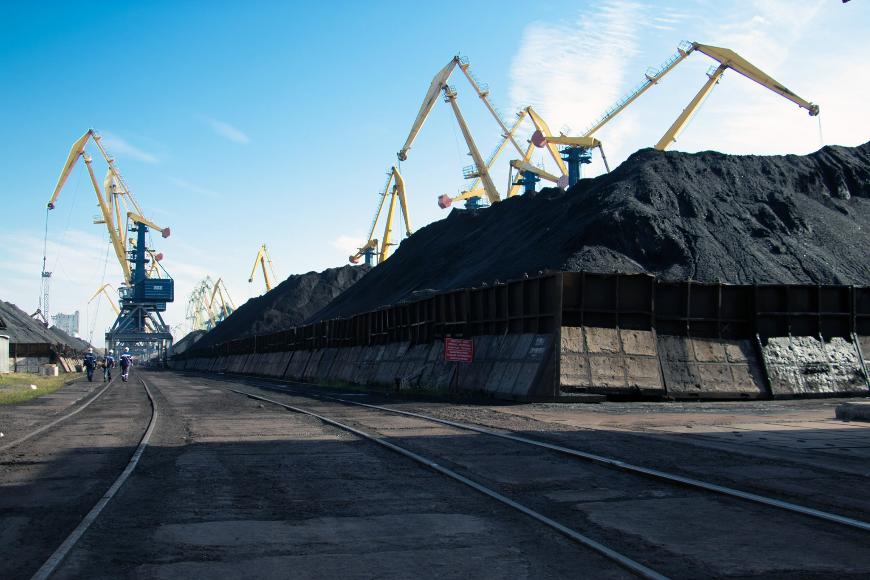 С 1 сентября 2025 года ужесточена ответственность, связанная с нарушениями при перевалке угля в портах