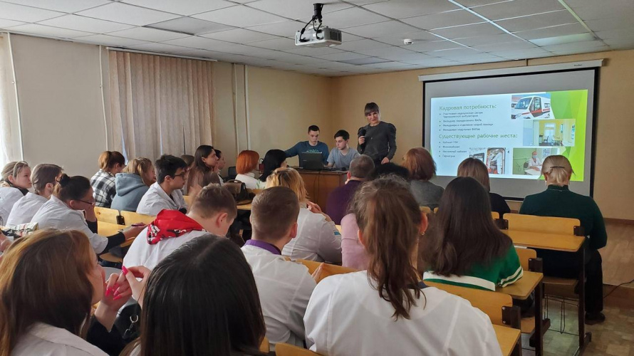 КГБУЗ Анучинская центральная районная больница продлевает прием заявлений от выпускников школ о возможности заключения договора целевого обучения 