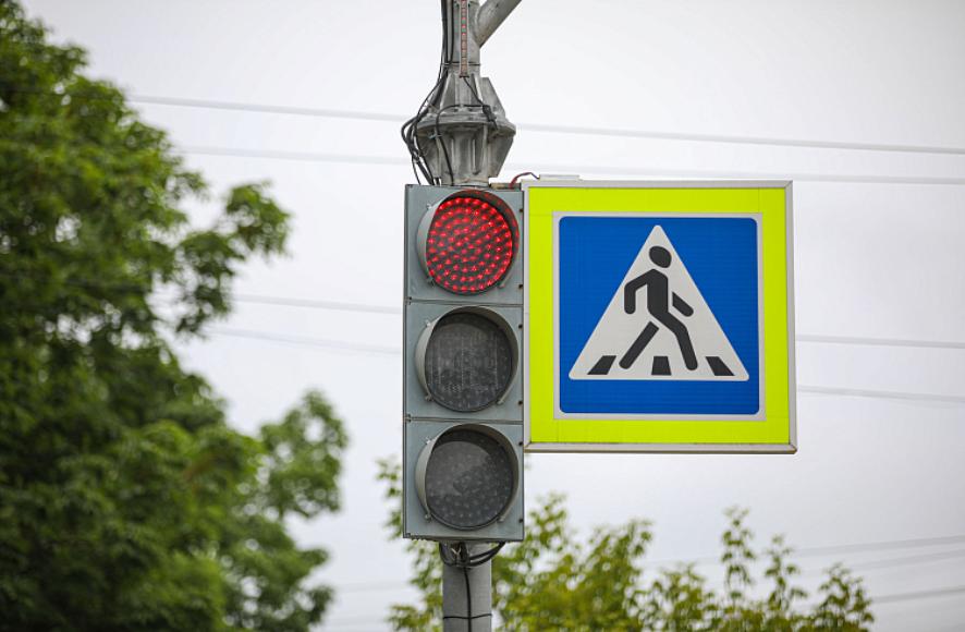 В каждом шестом ДТП ребёнок получает травмы: врачи Приморья призывают родителей усилить контроль за безопасностью детей на дорогах