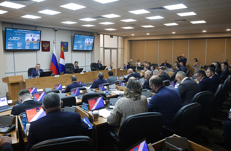 Правила получения выплат для ухаживающих за инвалидами первой группы изменились в Приморье