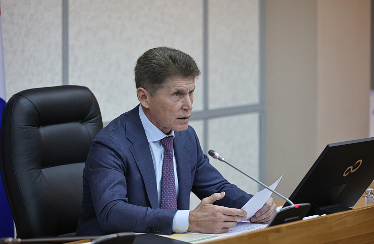 Олег Кожемяко поручил главам муниципалитетов срочно наладить подачу тепла жителям