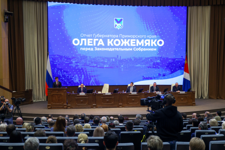 Забота о детях, помощь в уплате налогов, обеспечение жильем: более 30 мер поддержки участников СВО действуют в Приморье. ОТЧЕТ ГУБЕРНАТОРА
