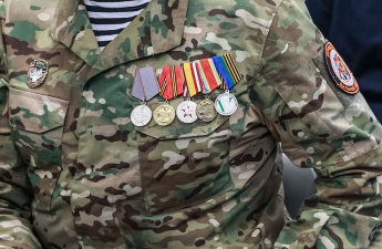 Горячую линию по вопросам трудоустройства для ветеранов СВО запустили в Приморье