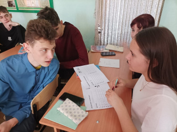 Школьники продолжают участвовать в квизах проекта «Мы Вместе: Приморье»