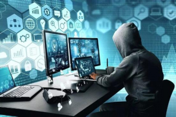 Мошенники начали использовать искусственный интеллект, чтобы генерировать голосовые сообщения 