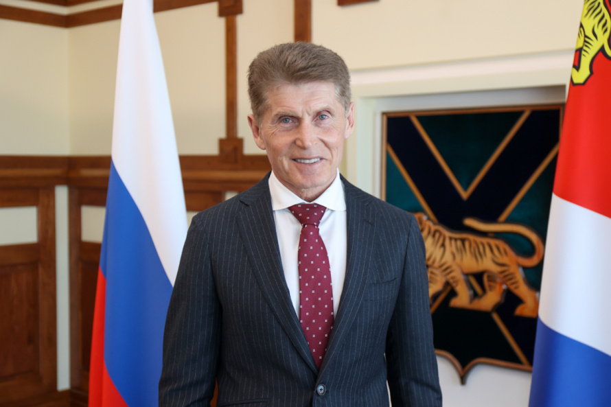 Поздравление Губернатора Приморского края Олега Кожемяко с Днём российской науки