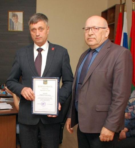 Первый заместитель главы администрации приостановил свои полномочия в связи с принятым решением отправиться на СВО