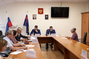 Начальник управления Генеральной прокуратуры Российской Федерации по Дальневосточному федеральному округу Андрей Мондохонов провел личный прием жителей ЗАТО г. Фокино